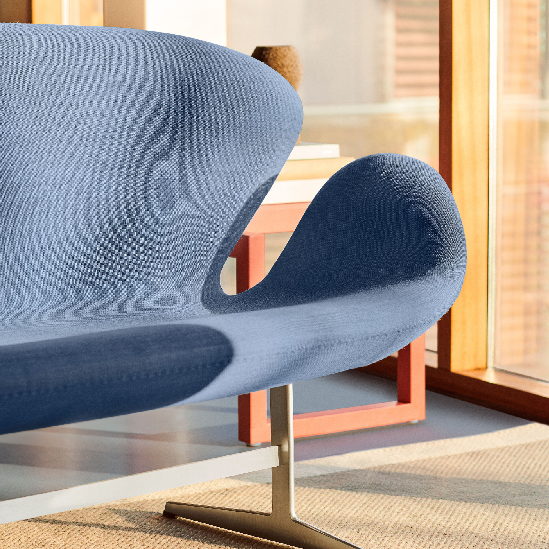 Swan Sofa